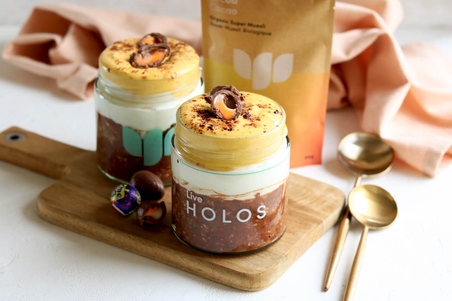 HOLOS Cream Egg